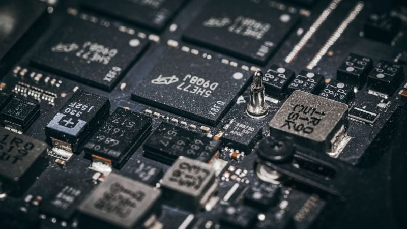 China Gains Ground as US Chip Controls Backfire, Says Rakesh Kumar